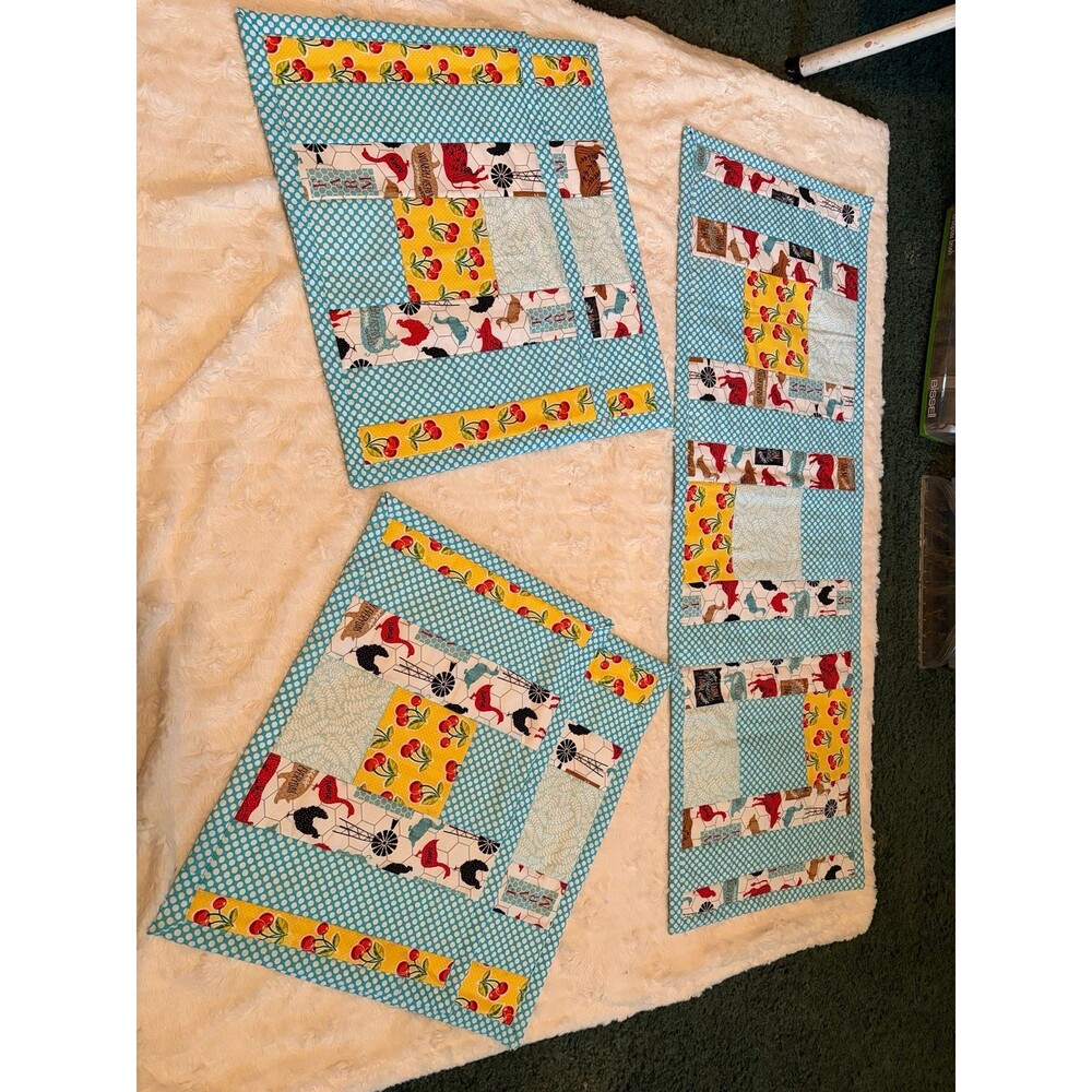 Quilted Placemats and Table Runner
